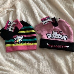 Hello Kitty Hat and Gloves